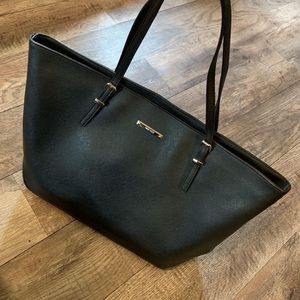 Nine West Tote
